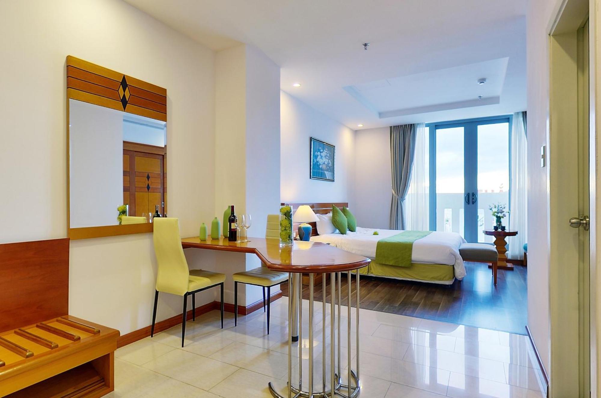 Richico Garden Beach Hotel Da Nang Exterior photo