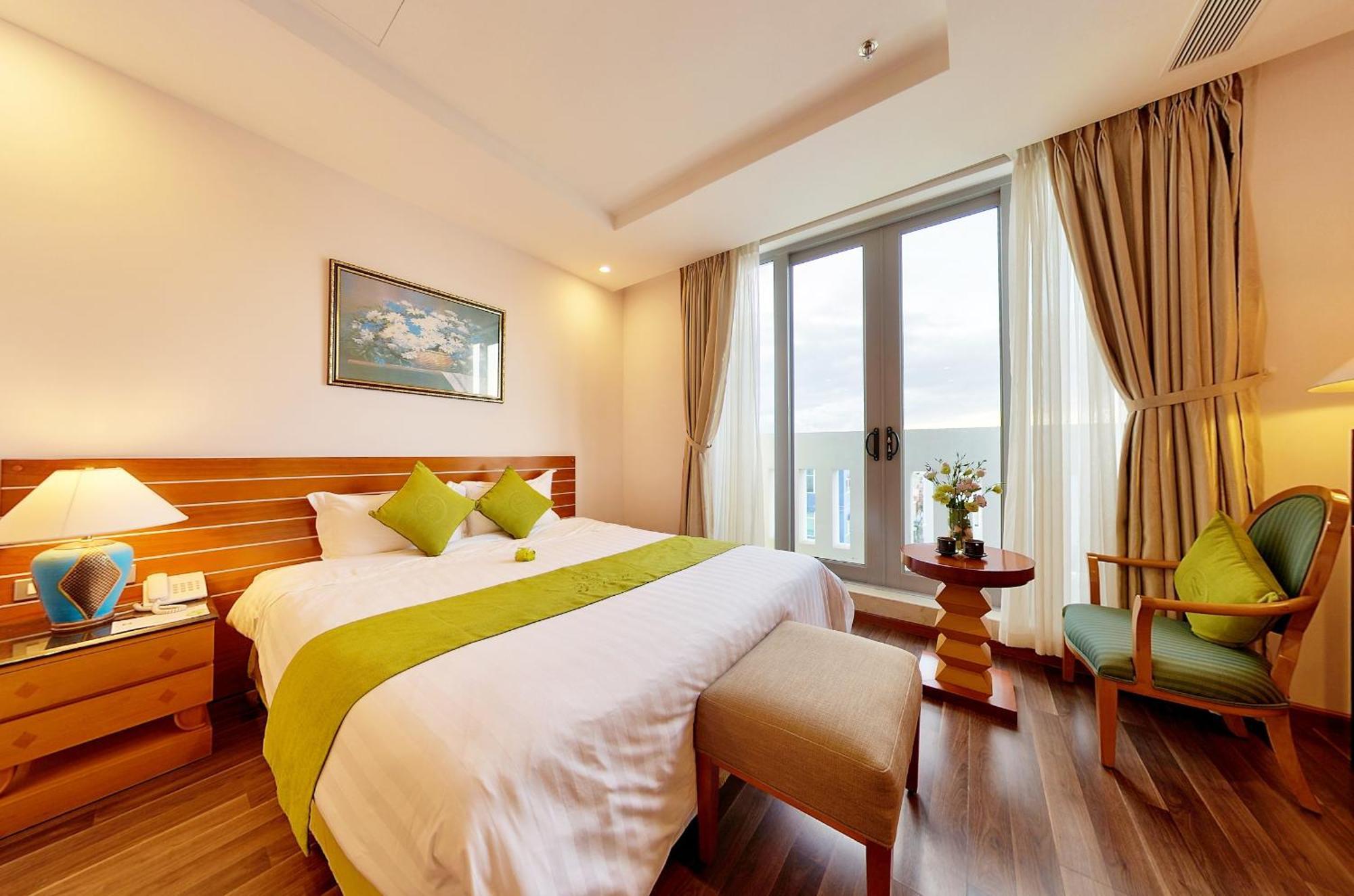 Richico Garden Beach Hotel Da Nang Exterior photo